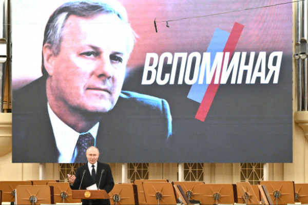Миф решает. Как Собчак вернул Петербург