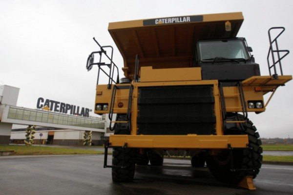 Армянский фонд претендует на активы Caterpillar в России, в том числе на завод в Тосно