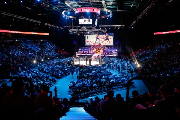 Петр Ян вновь стал чемпионом UFC после победы над Двалишвили