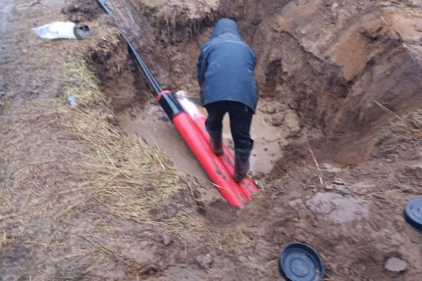 У статусных коттеджей под Юкками укладка труб повредила газопровод