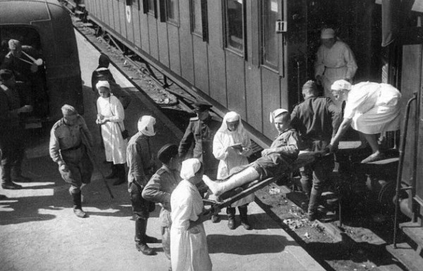 &laquo;Слишком много страданий&raquo;. Как цензура режет по святому