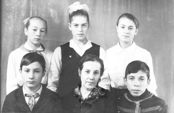 «Довожу до органов – мой отец ворует». Слава девочки Оли «Довожу до органов – мой отец ворует». Слава девочки Оли