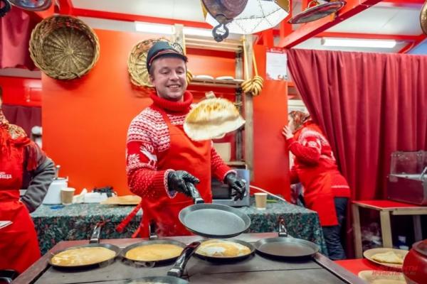 
        Брют или сотерн. Как подобрать бутылку хорошего вина к блинам на Масленицу    