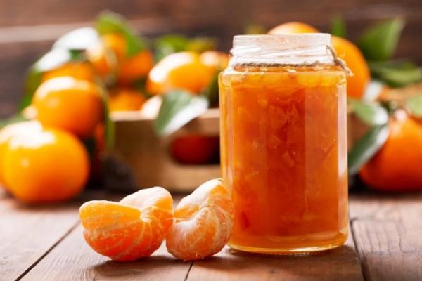 
        Корки в сиропе. Три варианта варенья из мандариновой кожуры    
