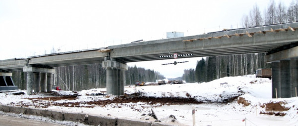 На трассе М-11 &laquo;Нева&raquo; внезапно пропало электричество из-за аварии на сетях