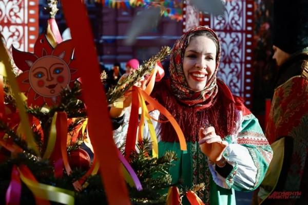 
        Блины впрок. Как не стоять всю Масленицу со сковородой в руке    