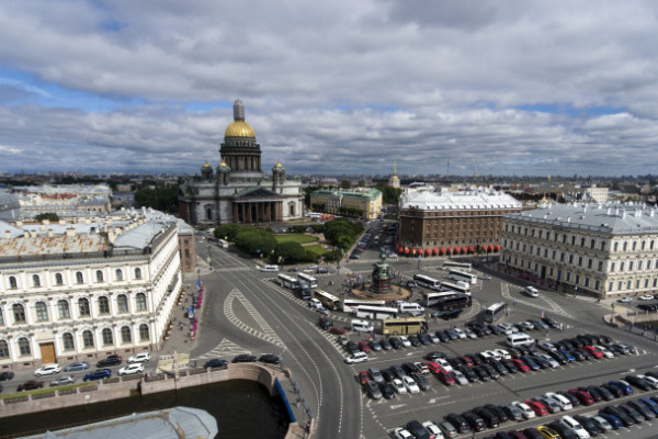В Петербурге для борьбы с нелегальными экскурсиями по крышам могут использовать беспилотники