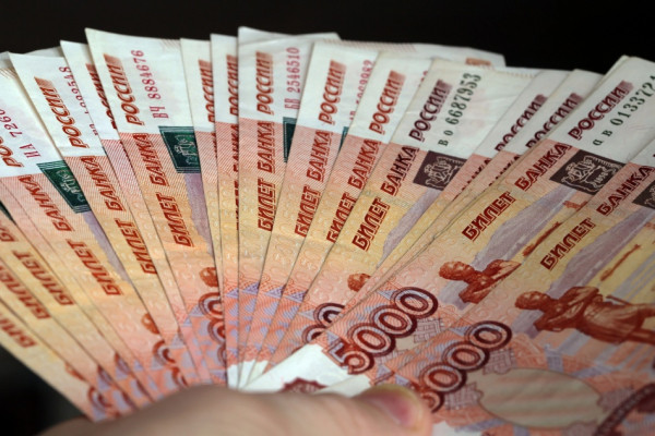 В Киришах гендиректора подозревают в сокрытии 13 миллионов рублей от налоговой В Киришах гендиректора подозревают в сокрытии 13 миллионов рублей от налоговой