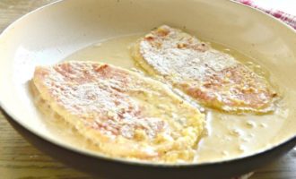 Филе куриной грудки на сковороде Филе куриной грудки на сковороде
