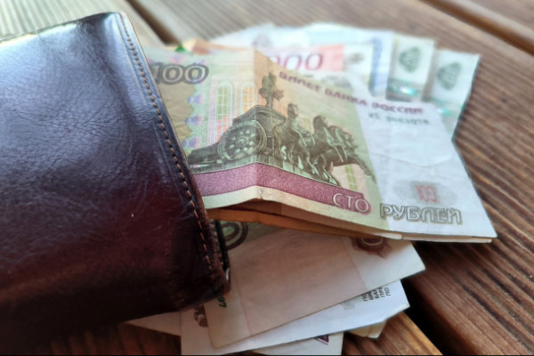 Суд отправил поработать отца, который бегал от труда и алиментов в Приозерском районе Суд отправил поработать отца, который бегал от труда и алиментов в Приозерском районе