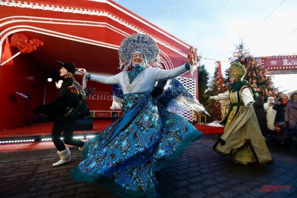 
        Блины впрок. Как не стоять всю Масленицу со сковородой в руке    
