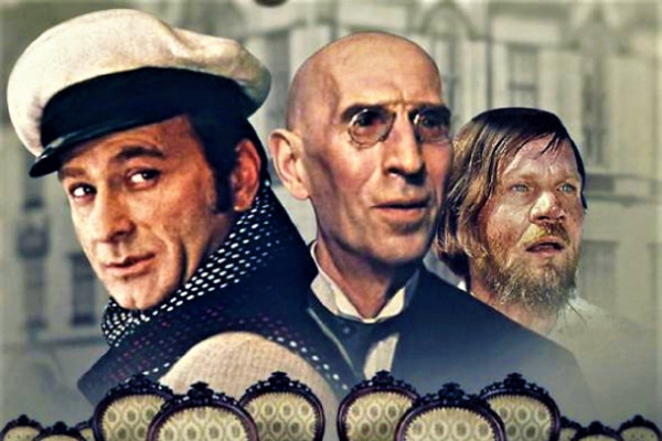Остап Бендер, он же - девушка из варьете. 20 раз по 12 стульев Остап Бендер, он же - девушка из варьете. 20 раз по 12 стульев