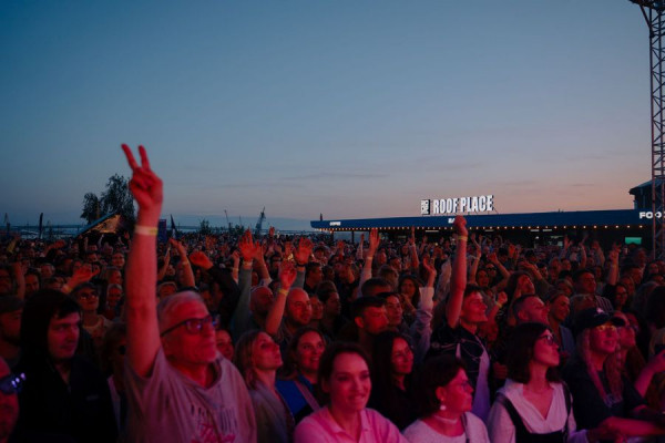 Стали известны первые участники юбилейного ROOF FEST
