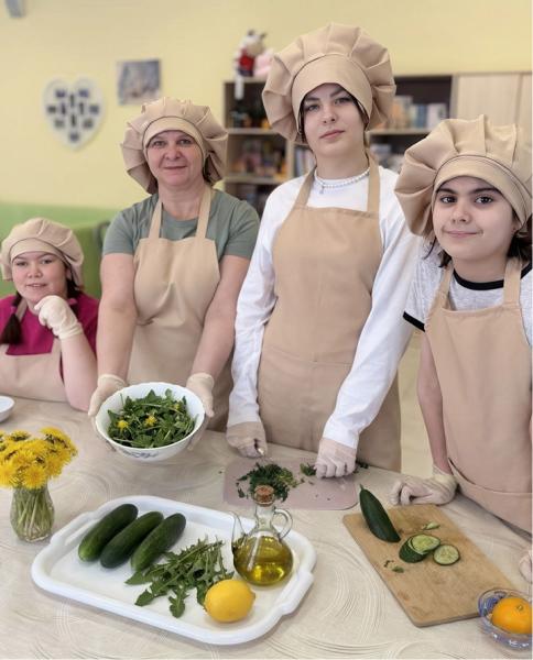 
        Секрет в одуванчиках. Топ-5 весенних рецептов &laquo;Серебряного наставничества&raquo;    