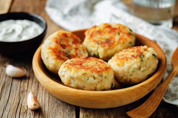 
        Яйца или сайра. Делаем котлеты из привычных, но неожиданных продуктов    