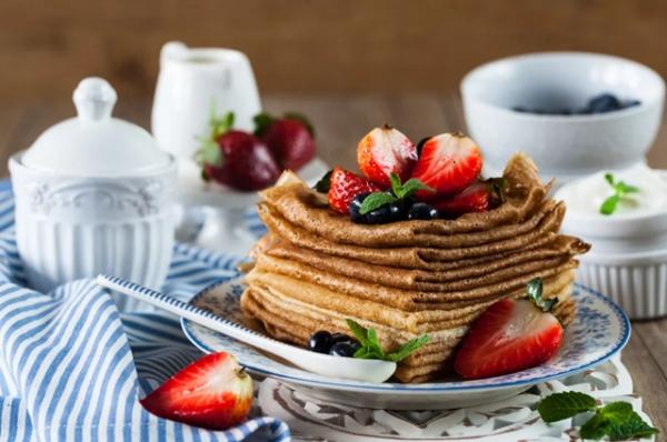Вкуснее классических? Печем постные блины с бананом и гречкой
Вкуснее классических? Печем постные блины с бананом и гречкой
