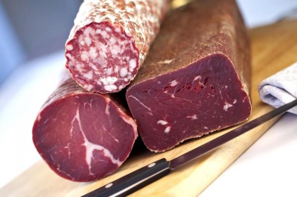 
        Бастурма и ее родственники. Как вяленое мясо стало гастрономическим трендом    