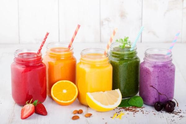 
        Вкус весны. Интересные смузи из свежей зелени и овощей    