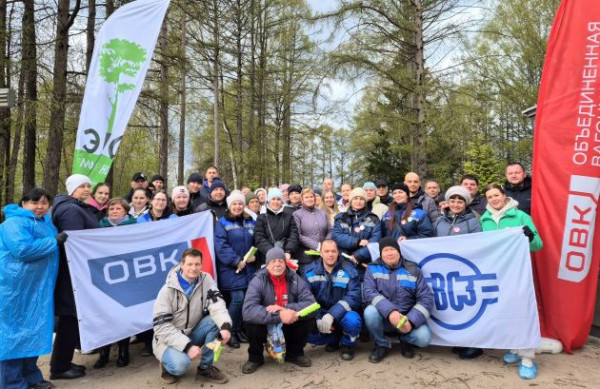 Работники ТВСЗ продолжили ЭКОмарафон на мемориале и улицах города Работники ТВСЗ продолжили ЭКОмарафон на мемориале и улицах города