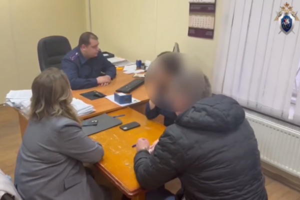 На начальника миграционного отдела в Петербурге возбудили дело взятке на 16 млн