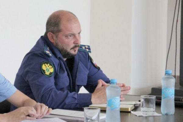 Обыски проходят в кабинете природоохранного прокурора Ленобласти Обыски проходят в кабинете природоохранного прокурора Ленобласти