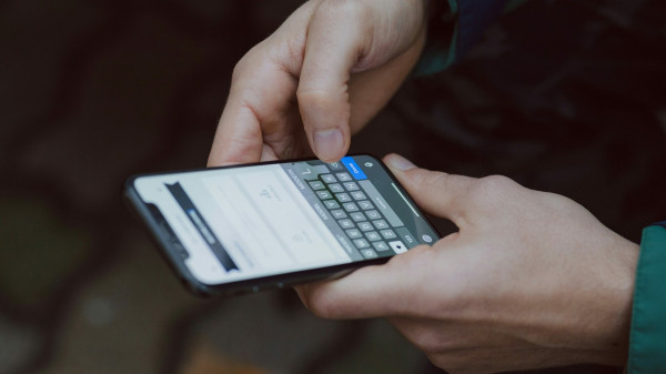 Обновление iPhone парализует телефон: эксперт пояснил, что делать в таких случаях
