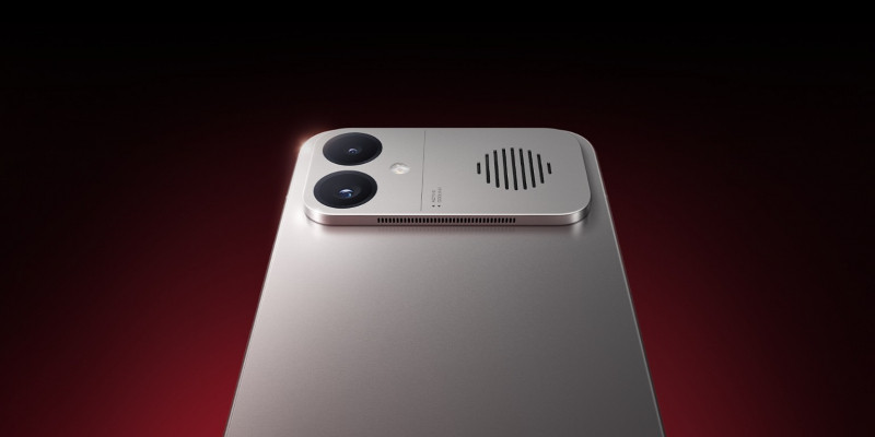 Xiaomi показала игровой смартфон Redmi K90 Max с вентилятором и батареей на 8 550 мА&middot;ч
