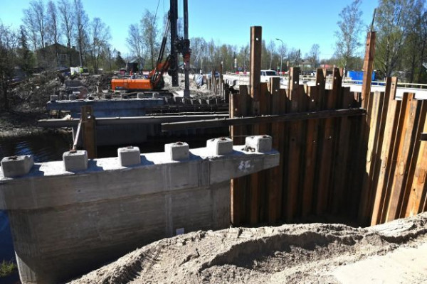 В 50 километрах от Лодейного Поля мост откроют с опережением на полгода