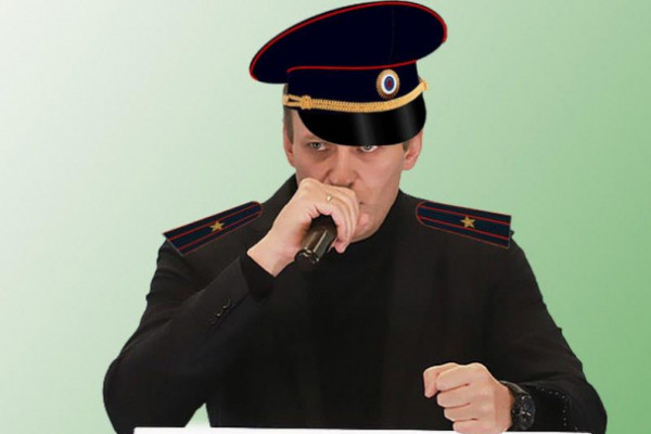 "Слабоумие и отвага". В ассистентах Навального МВД увидело своих из Петербурга 