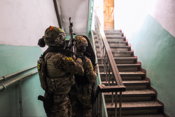 Следила за генералом, передавала данные. Жительницу Петербурга приговорили к 16 годам колонии
