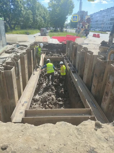 26 метров готовы, 110 - в планах. Леноблводоканал крупно обновляет канализацию в Киришах