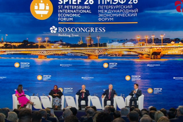 Путин: Зависимость от нефтегазовых доходов существенно снизилась