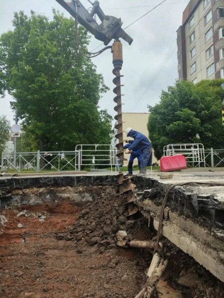 26 метров готовы, 110 - в планах. Леноблводоканал крупно обновляет канализацию в Киришах