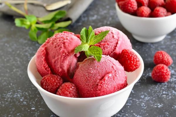 
        Летний бум. Самые вкусные и креативные рецепты с ягодами    