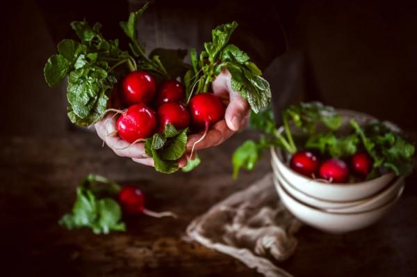 
        Похрустим. Простой рецепт маринованной редиски &mdash; вкусно, как у бабушки    
