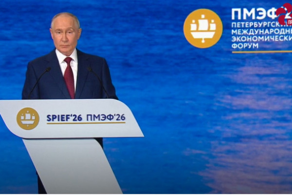 Владимир Путин: зарплаты в России выросли за пять лет на 30%
