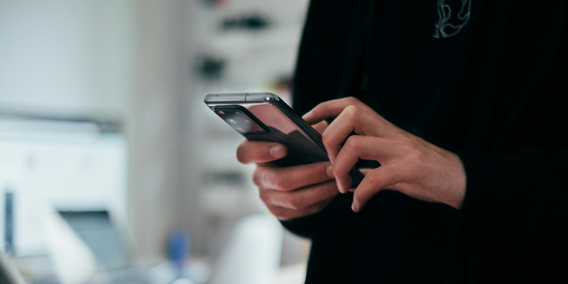 Все смартфоны поставят на учёт &mdash; в&nbsp;России утвердили основы работы базы&nbsp;IMEI
