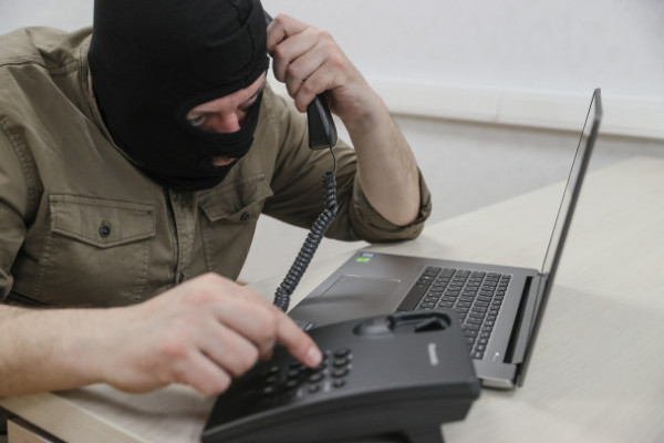 В Минцифры рассказали, как будет происходить компенсация ущерба от телефонных мошенников
