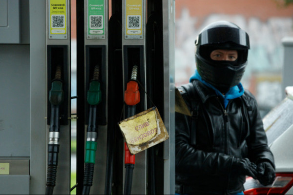 Нижегородская область хочет запретить детям и подросткам покупать бензин Нижегородская область хочет запретить детям и подросткам покупать бензин