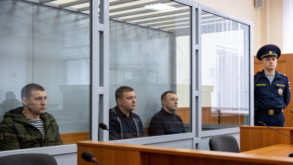 В Петербурге раскрыли схему легализации мигрантов через поддельные документы В Петербурге раскрыли схему легализации мигрантов через поддельные документы