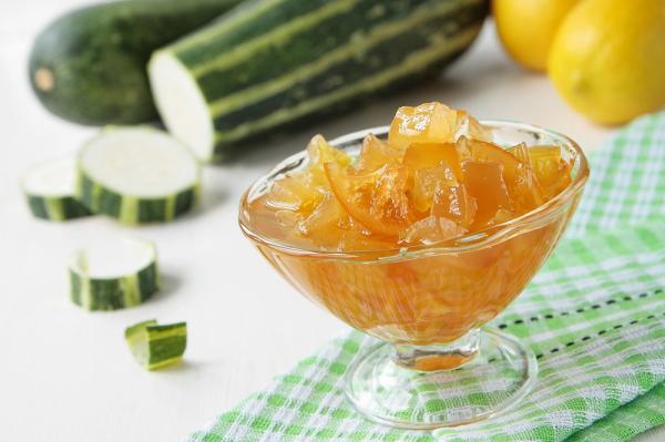 
        Никто не угадает! Четыре рецепта сладостей из кабачков &mdash; необычно, но вкусно    