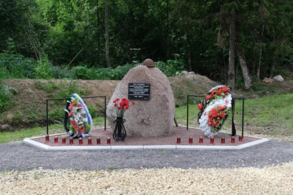 543 узника ДУЛАГа перезахоронены в Волосово