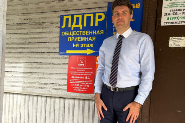 Все смешались на выборах в Ленобласти. Кто и как перекрасился на входе в ЗакС Все смешались на выборах в Ленобласти. Кто и как перекрасился на входе в ЗакС