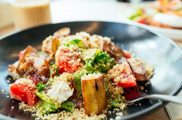 Взрывной вкус! Готовим трендовые салаты с хрустящими баклажанами
Взрывной вкус! Готовим трендовые салаты с хрустящими баклажанами