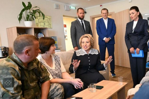 Валентина Матвиенко навестила кластер реабилитации участников СВО во Всеволожске