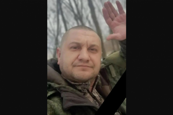 Боец из Сланцевского района погиб в ходе СВО. У него остались двое сыновей