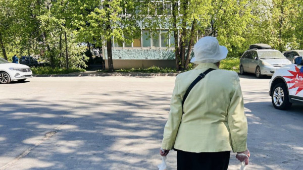 Пенсионерка из Крыма попалась на крючок «инкассаторов» — жилье и 11 млн ушли, как горячие пирожки Пенсионерка из Крыма попалась на крючок «инкассаторов» — жилье и 11 млн ушли, как горячие пирожки