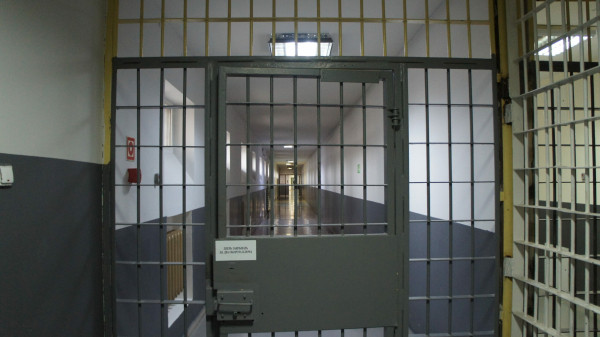 В Москве в СИЗО отправили директора клиники, обещавшего вылечить у детей аутизм за большие суммы В Москве в СИЗО отправили директора клиники, обещавшего вылечить у детей аутизм за большие суммы