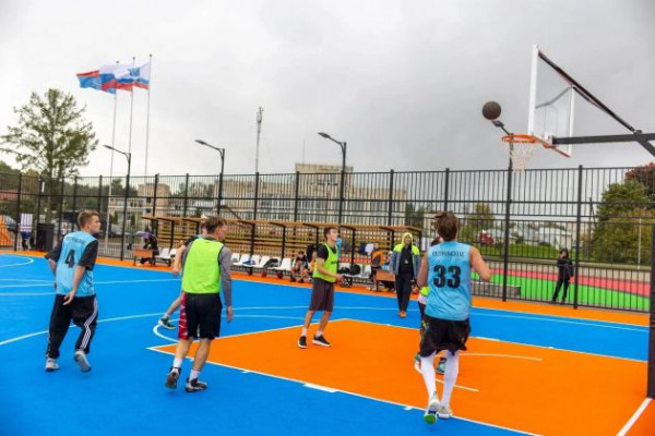 В Петровском открылся спортивный парк