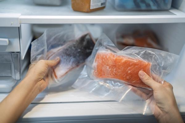 
        Невечная мерзлота. Сколько хранятся разные продукты в морозилке    